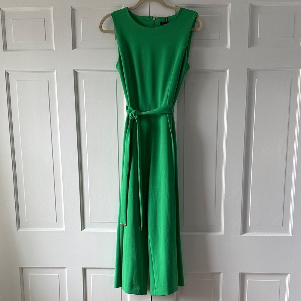 Tommy Hilfiger Bright Green Sleeveless Belted Romper Jumpsuit Pleats Sz 6 Spring
